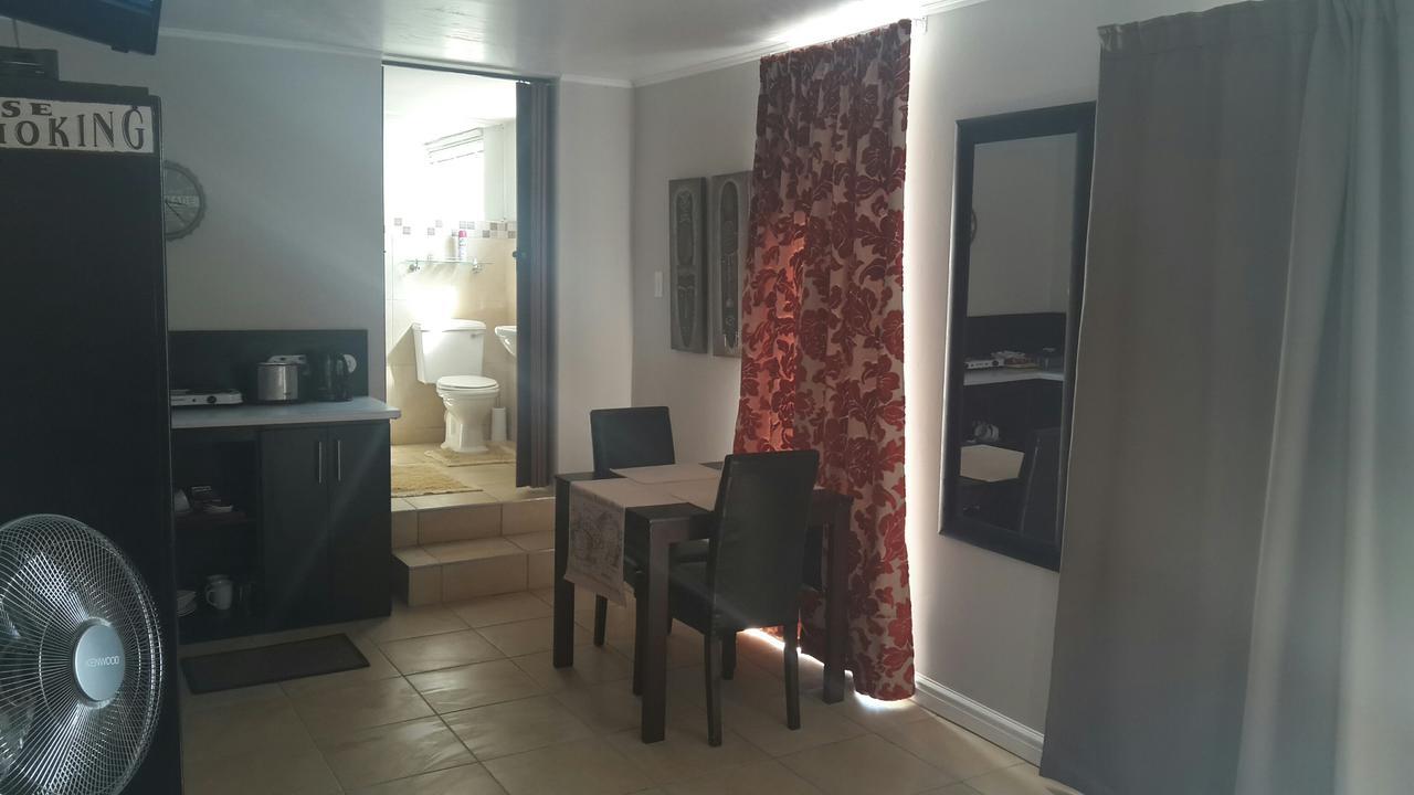 Beachway Guesthouse Port Elizabeth Exteriör bild