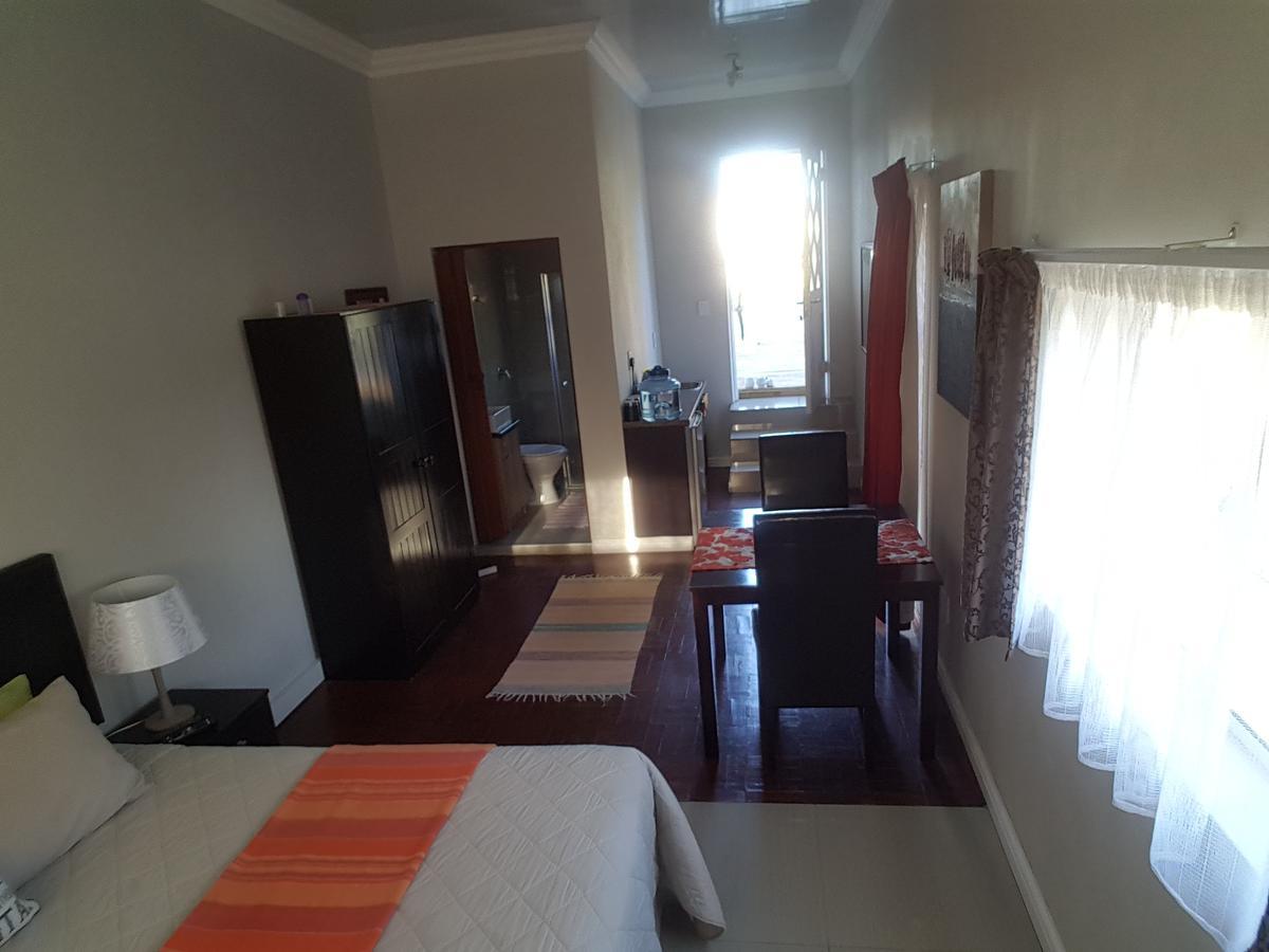 Beachway Guesthouse Port Elizabeth Exteriör bild