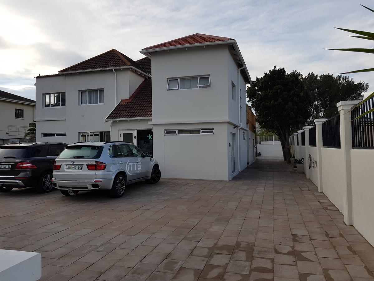 Beachway Guesthouse Port Elizabeth Exteriör bild
